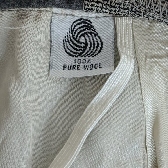 Gray Tweed Straight Pleated Knee Length Lined Suit Skirt; Size 14 - Picture 5 of 5